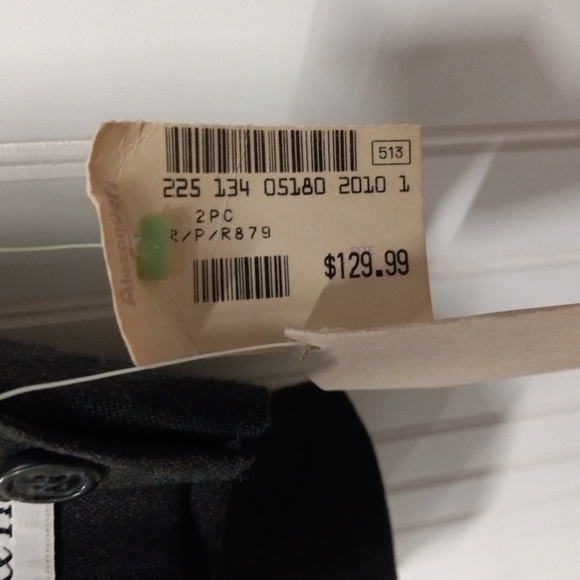 Yorkshire and Hill men suits size 38L color black - Picture 3 of 3